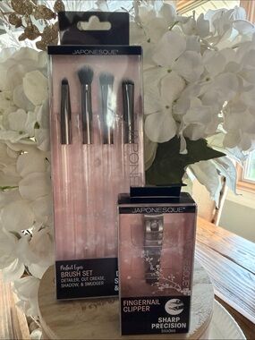 Japonesque Perfect Eyes Brush Set & Fingernail Clipper Sharp Precision Blades